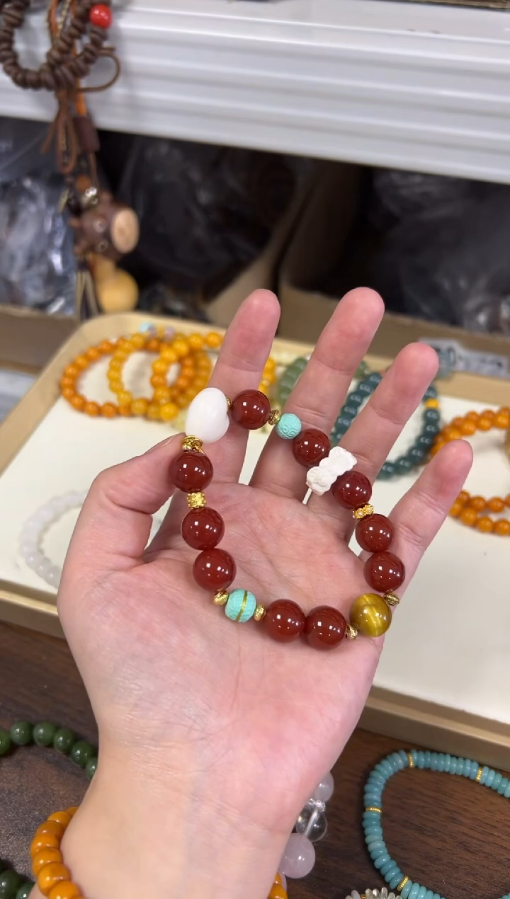 手链未镶嵌南红玛瑙柿子红玛瑙爱心设计款手串[1382]