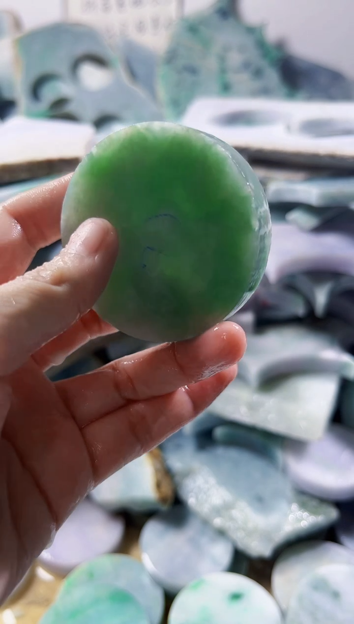 翡翠裸石缅甸翡翠A货柠2875