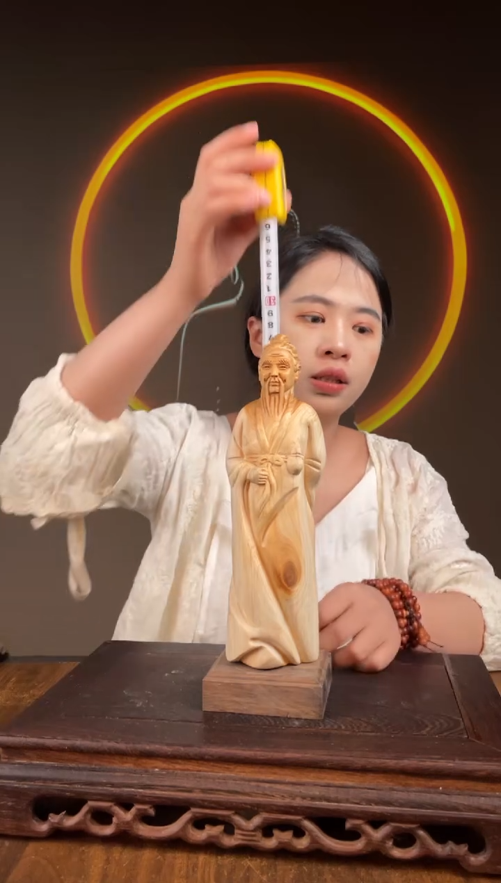 柏木（崖柏）手工摆件,先抢先得! 编号374