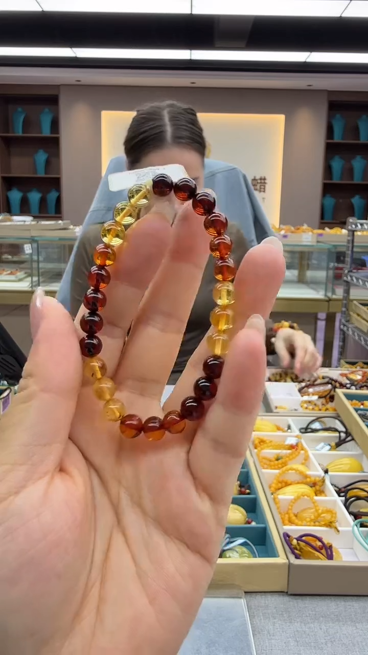 手链琥珀未镶嵌14秒拍号 假一罚三 