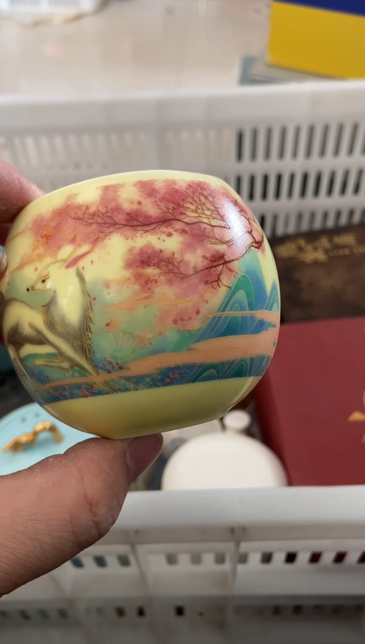 杯子瓷无运费险有瑕疵的摄影的产品有使用过的痕迹有点脏介意勿拍