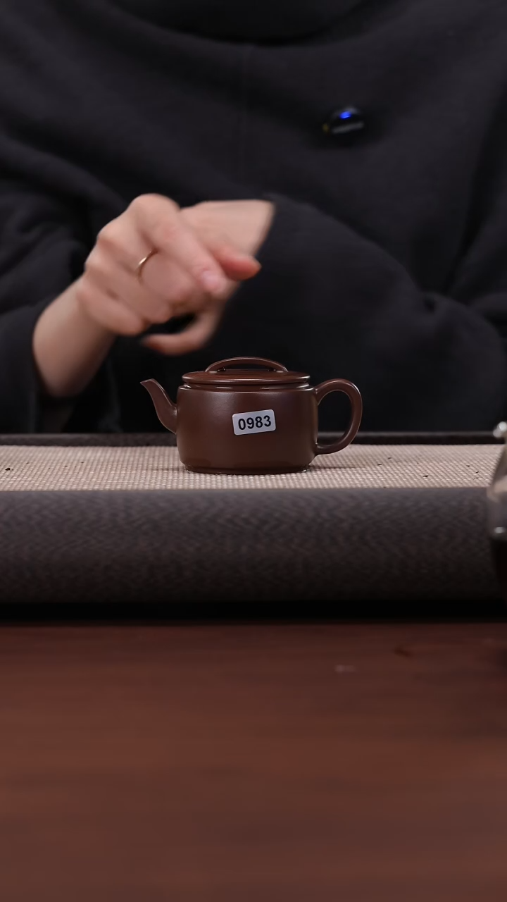 【闪购商品】紫砂茶壶983 冯文婷 小汉瓦  110cc
