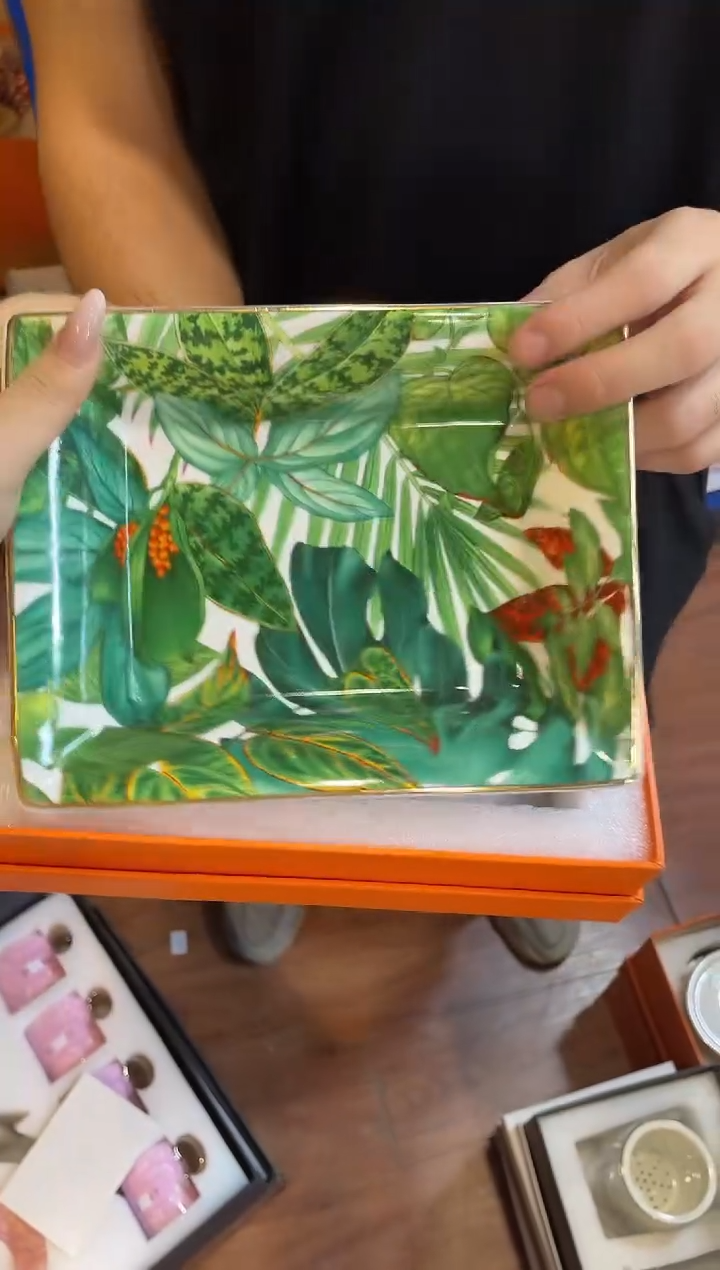 杯鸿辉家品牌瓷器，京东包邮！