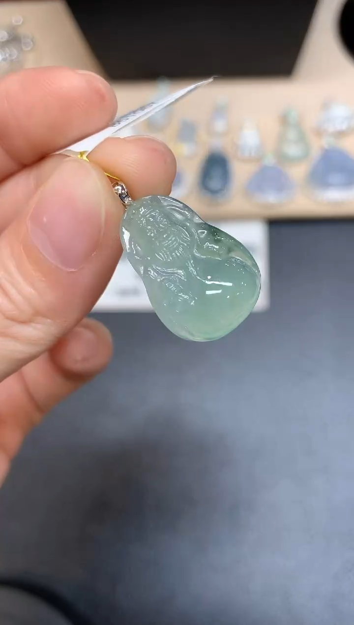 【闪购商品】翡翠颈饰18K金镶嵌【财神无服务费