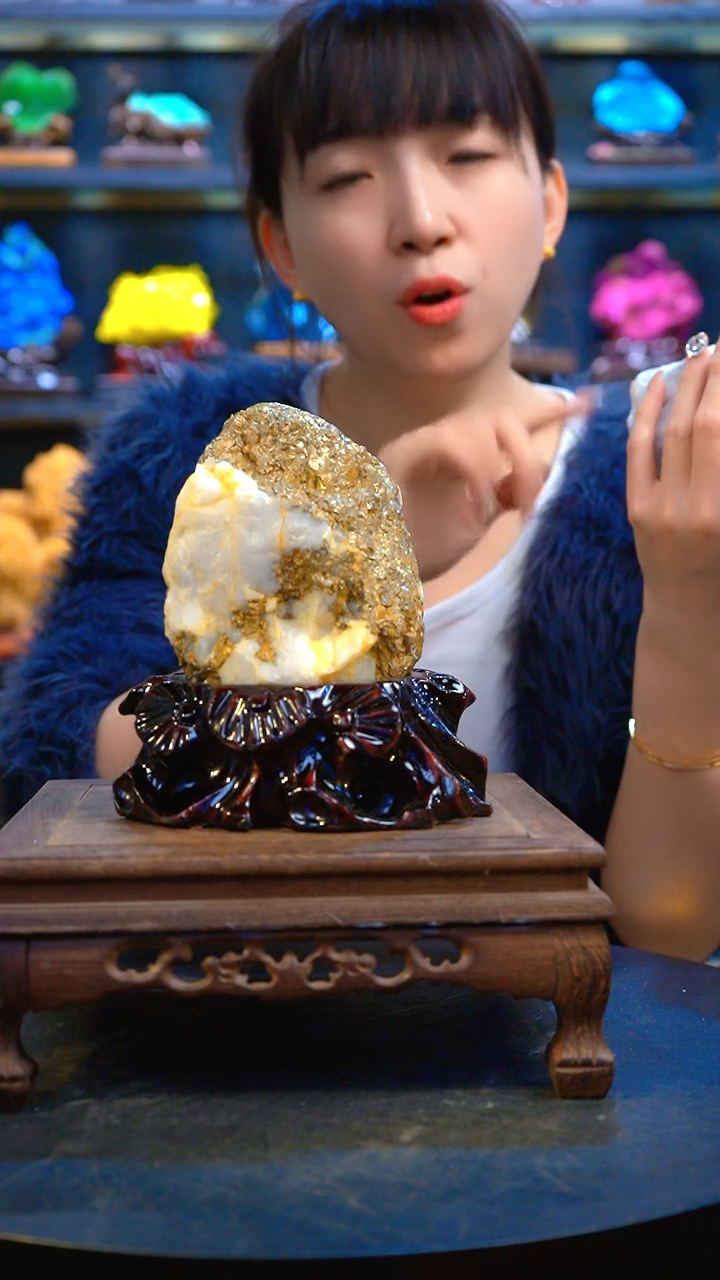 石材不**桑精品矿物晶体摆件