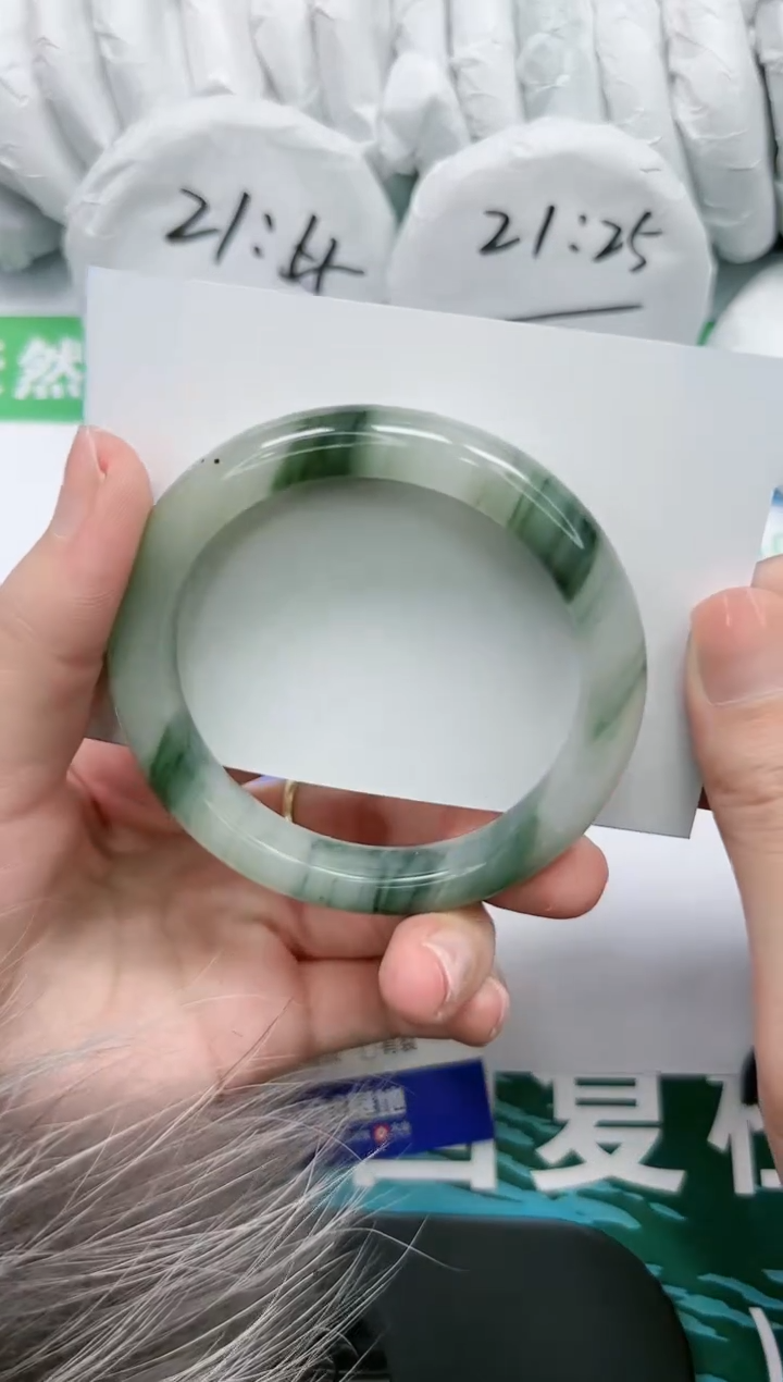 【闪购商品】石英质玉手镯未镶嵌K69-58