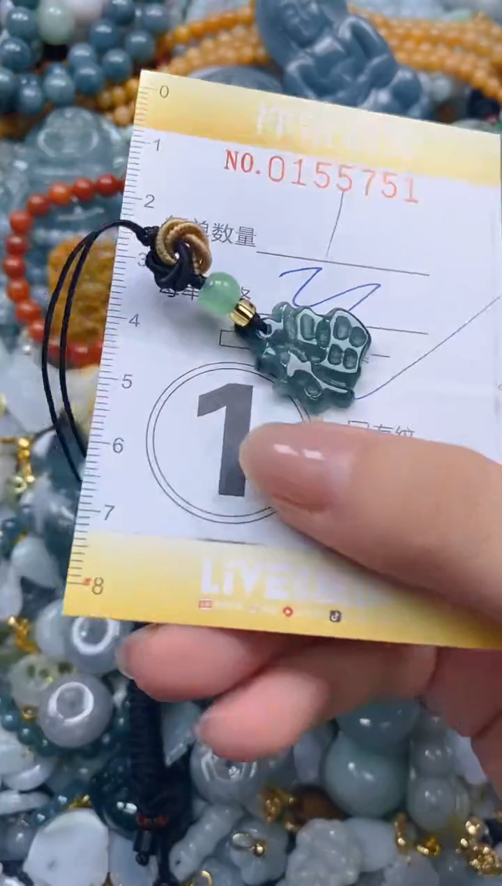 翡翠未镶嵌颈饰闪购0155751多样性发其一