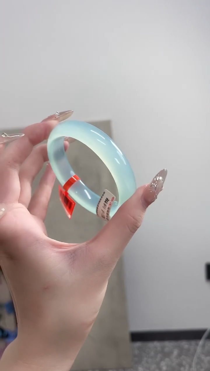 【闪购商品】玛瑙/玉髓手镯未镶嵌60圈 需要包容