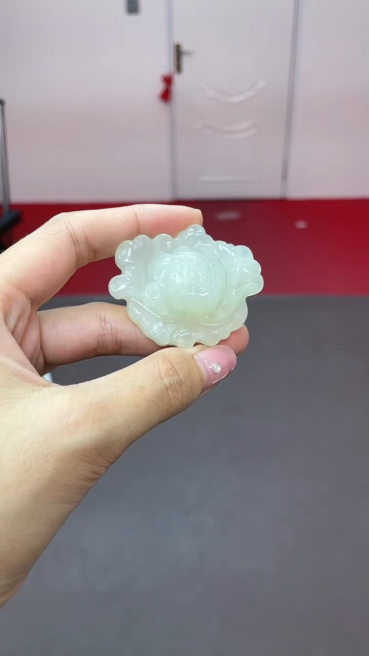 【闪购商品】蛇纹石玉吊坠未镶嵌吊坠