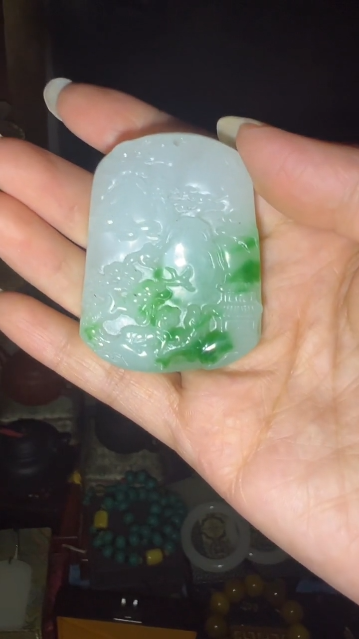 翡翠未镶嵌吊坠(不含链)闪购高端商品链接