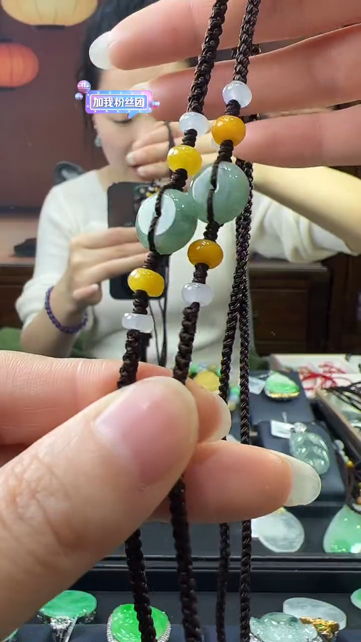 未镶嵌挂件翡翠美背（多样性发其一）