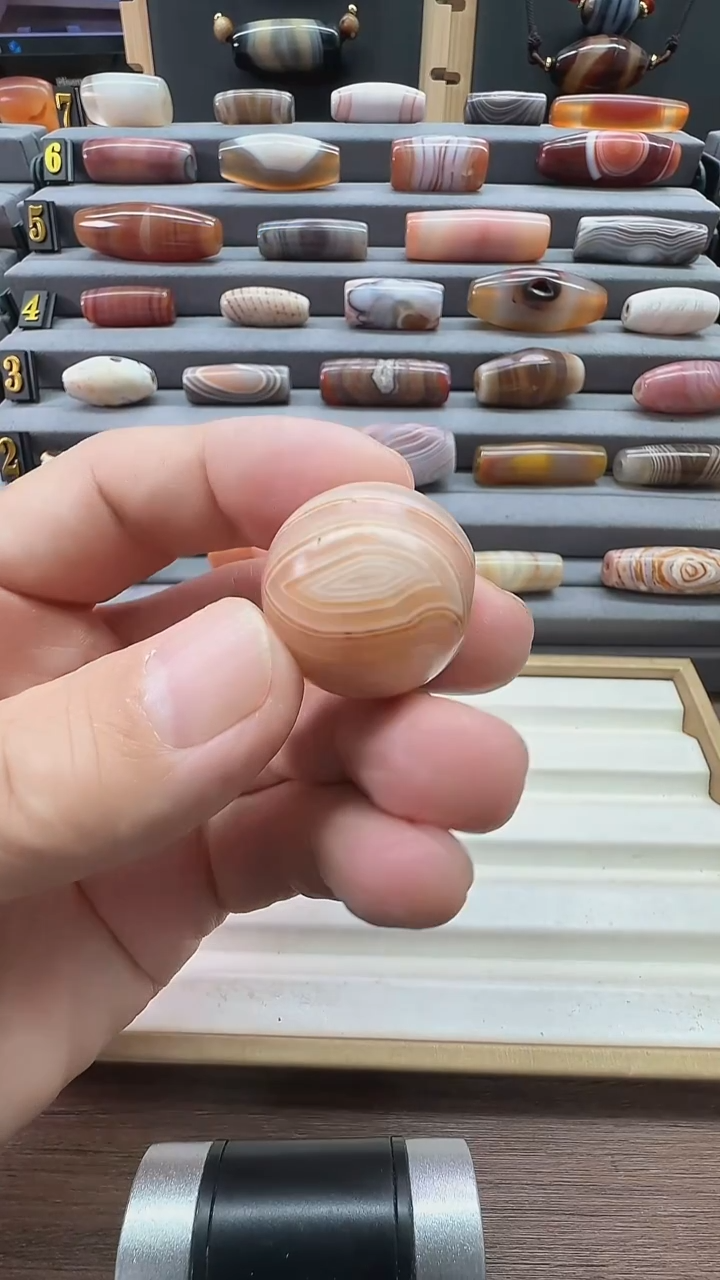 未镶嵌颈饰玛瑙/玉髓玛瑙25