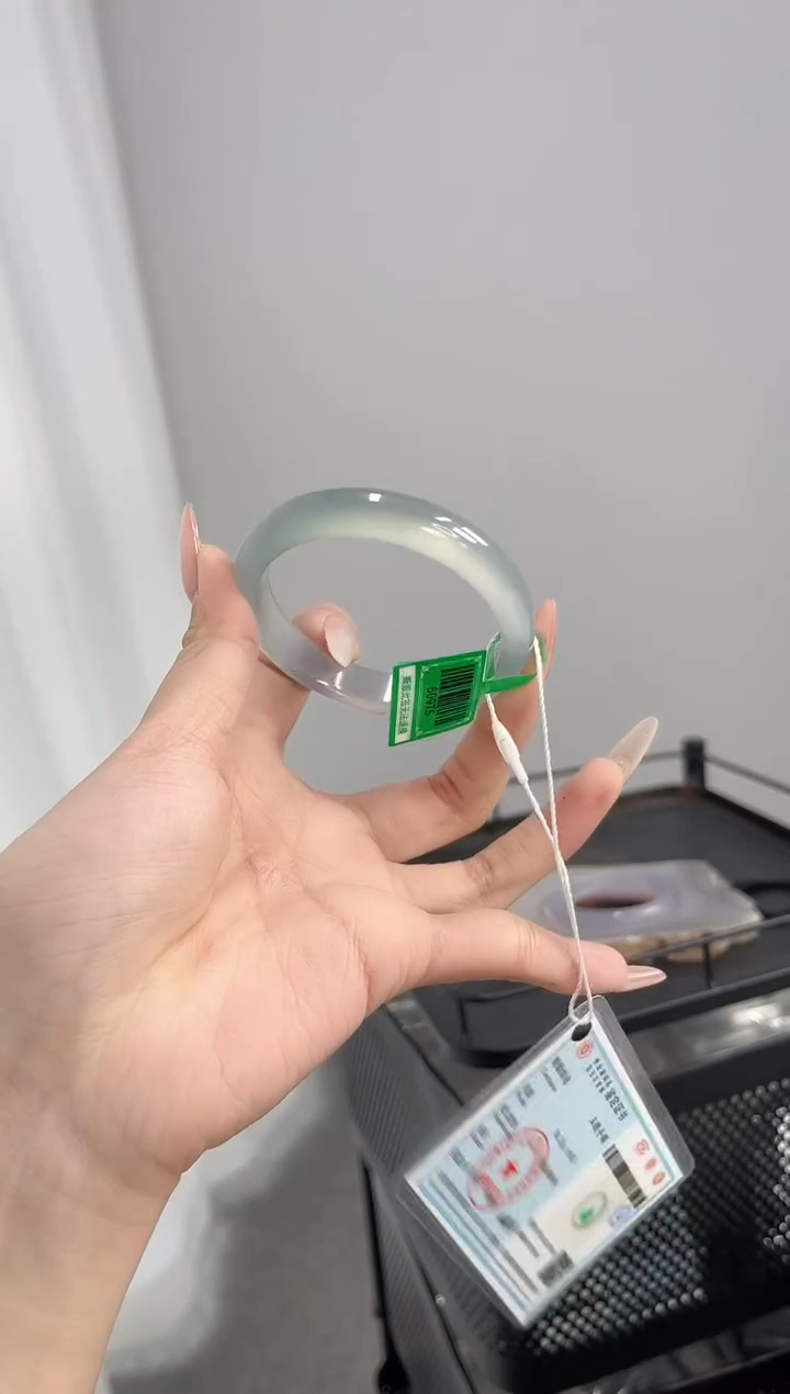 【闪购商品】玛瑙/玉髓手镯未镶嵌52圈