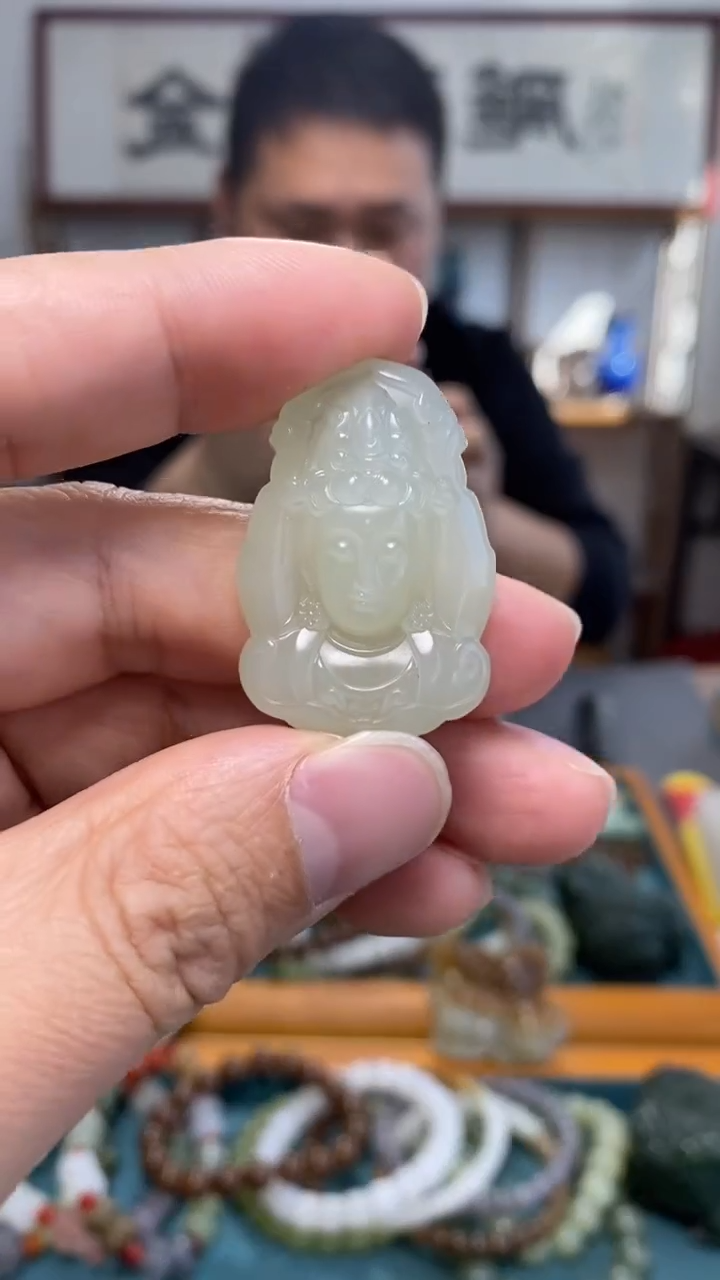 颈饰未镶嵌和田玉95