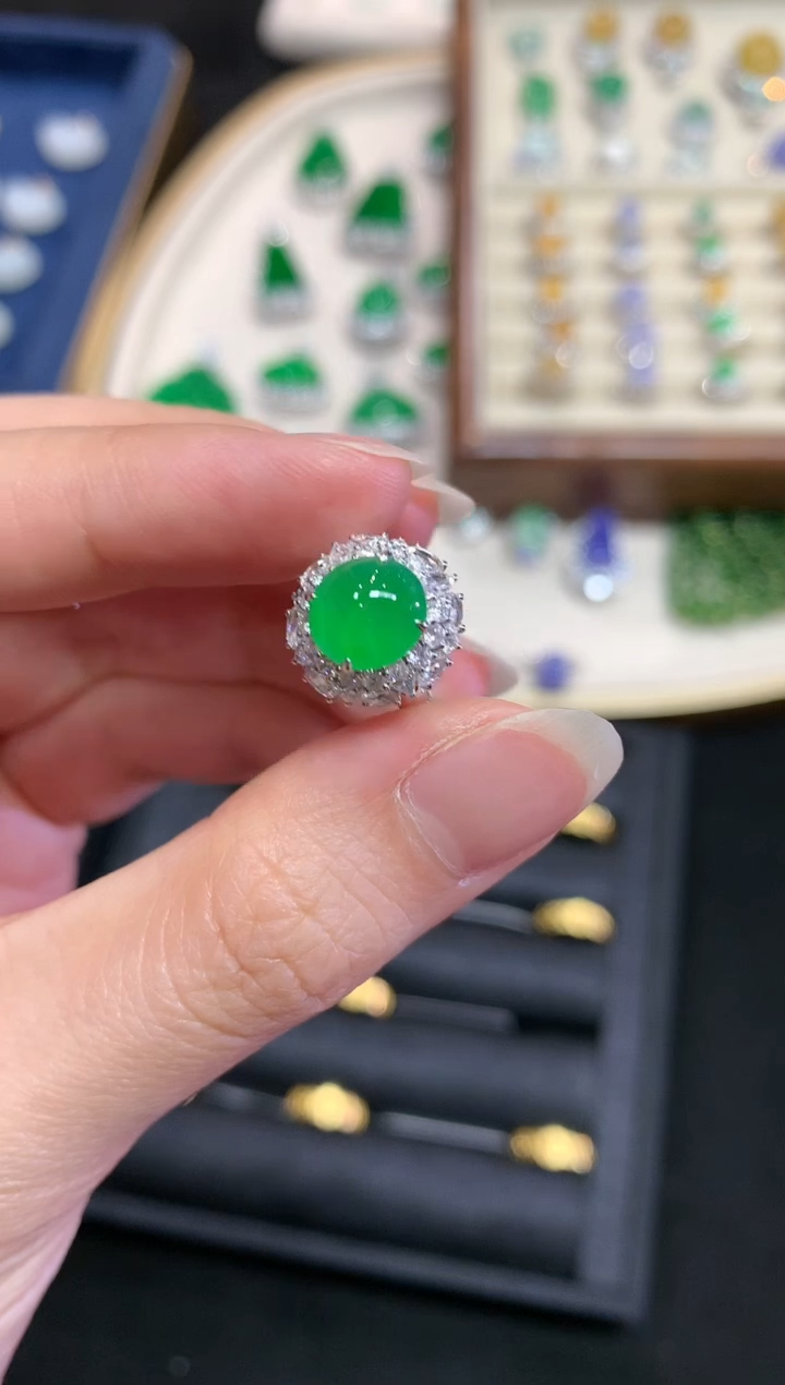 【闪购商品】翡翠戒指18K金镶嵌W353|39800