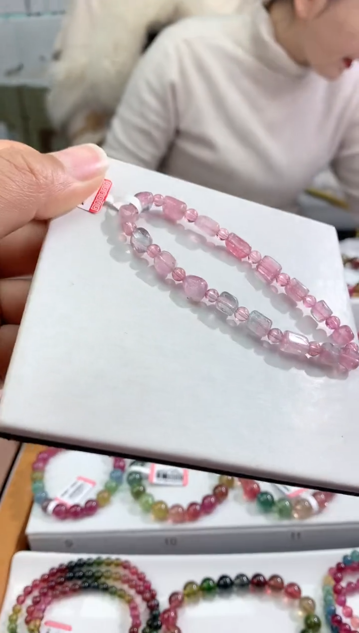【闪购商品】碧玺手链未镶嵌多样性发一条