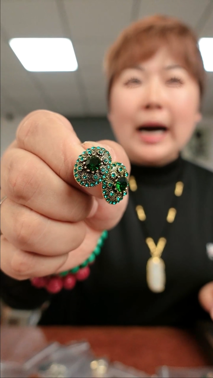 无合金中古   耳饰            