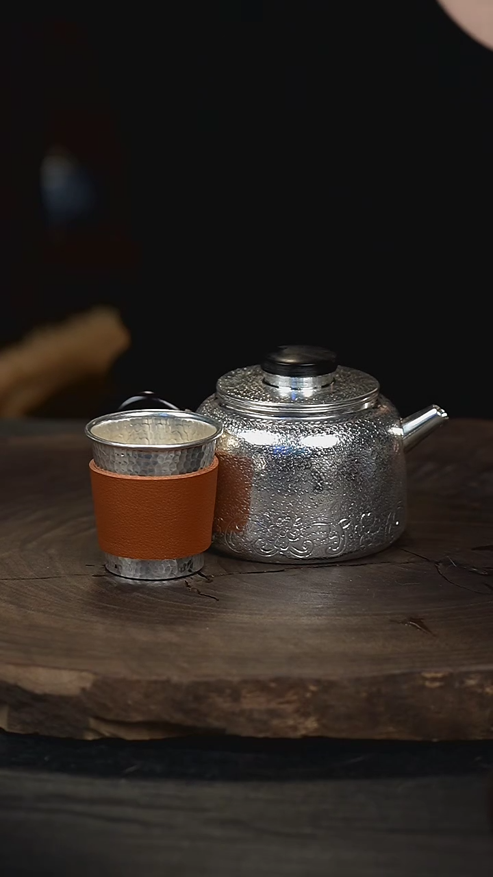 【闪购商品】手工捶打银汉瓦壶家用泡茶+1个主人杯