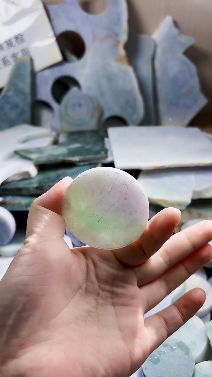 翡翠未镶嵌颈饰翡翠A货 姜谭846