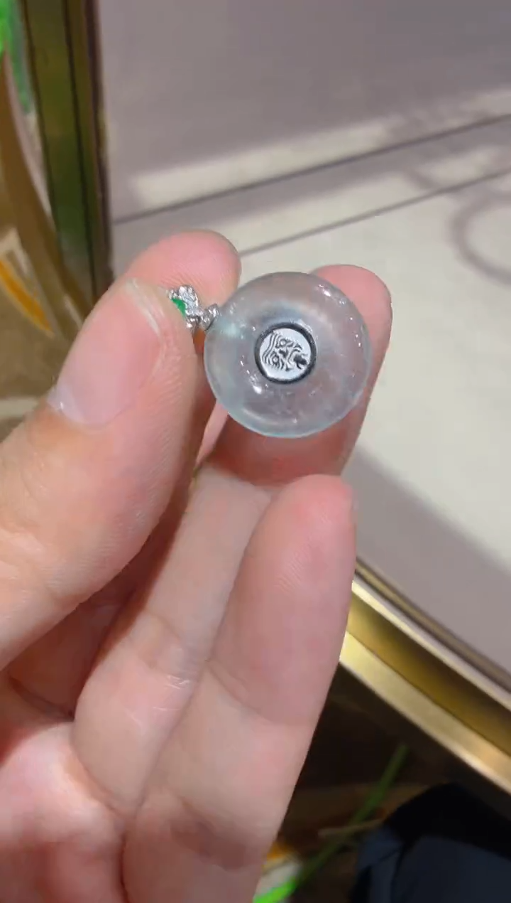 吊坠(不含链)18K金镶嵌翡翠多样性团购发一件