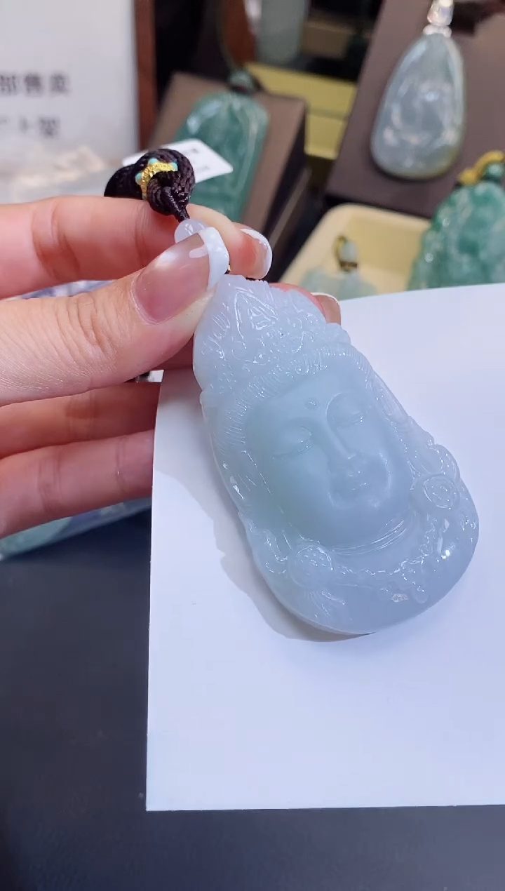 翡翠未镶嵌颈饰缅甸天然翡翠