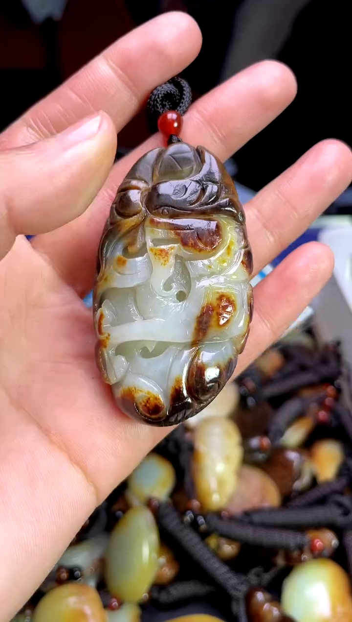 【闪购商品】和田玉颈饰未镶嵌1