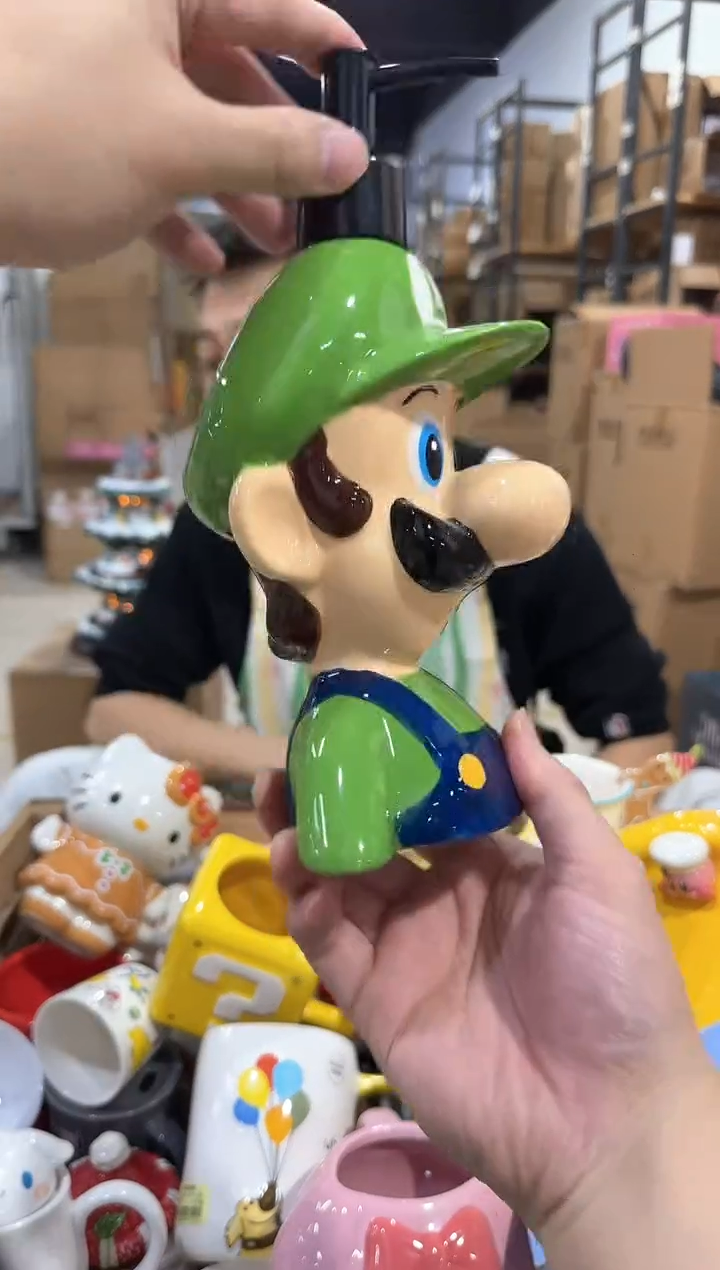 瓷片路易吉按压瓶 