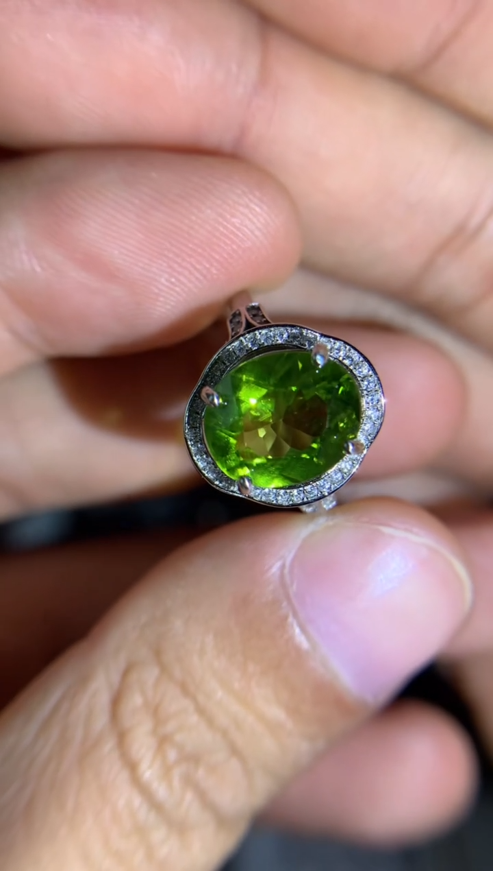 【闪购商品】橄榄石戒指银S925镶嵌天然