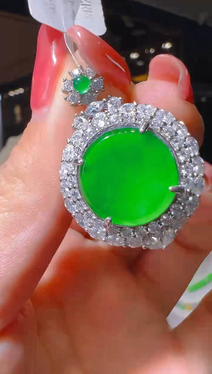 【闪购商品】翡翠吊坠(赠链)银S925镶嵌030（多样性发货）