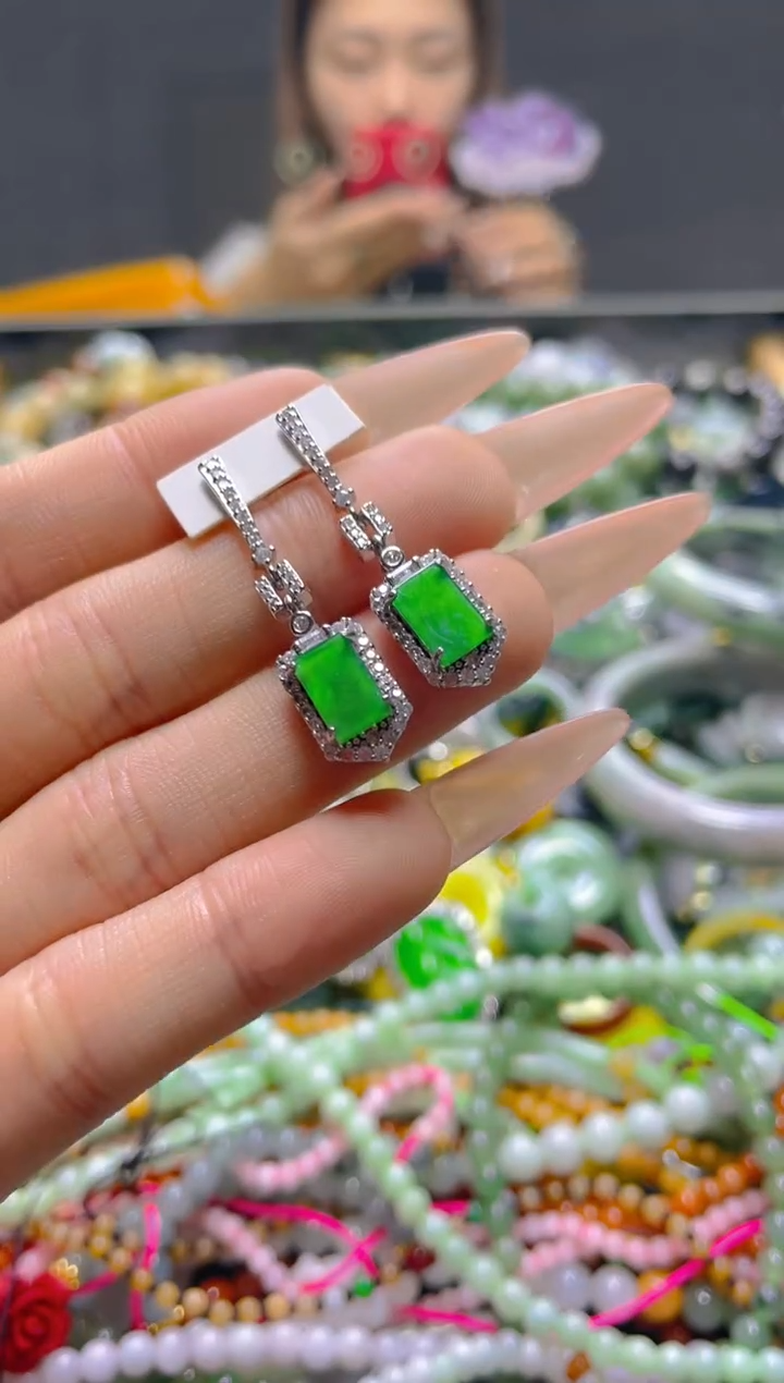 颈饰未镶嵌翡翠/B/翡翠A货，一件也是批发价