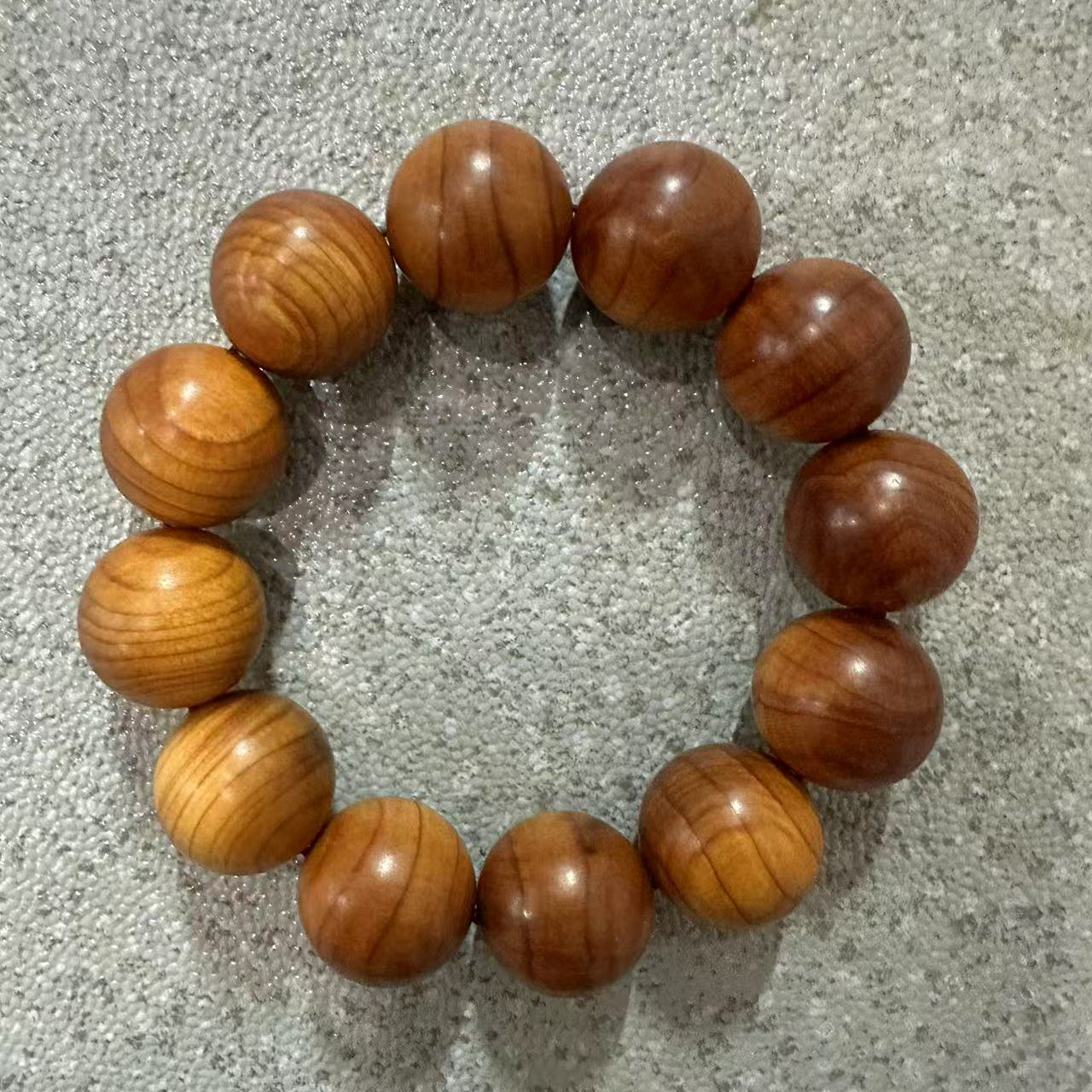 64号 崖柏2.0cm圆珠手串