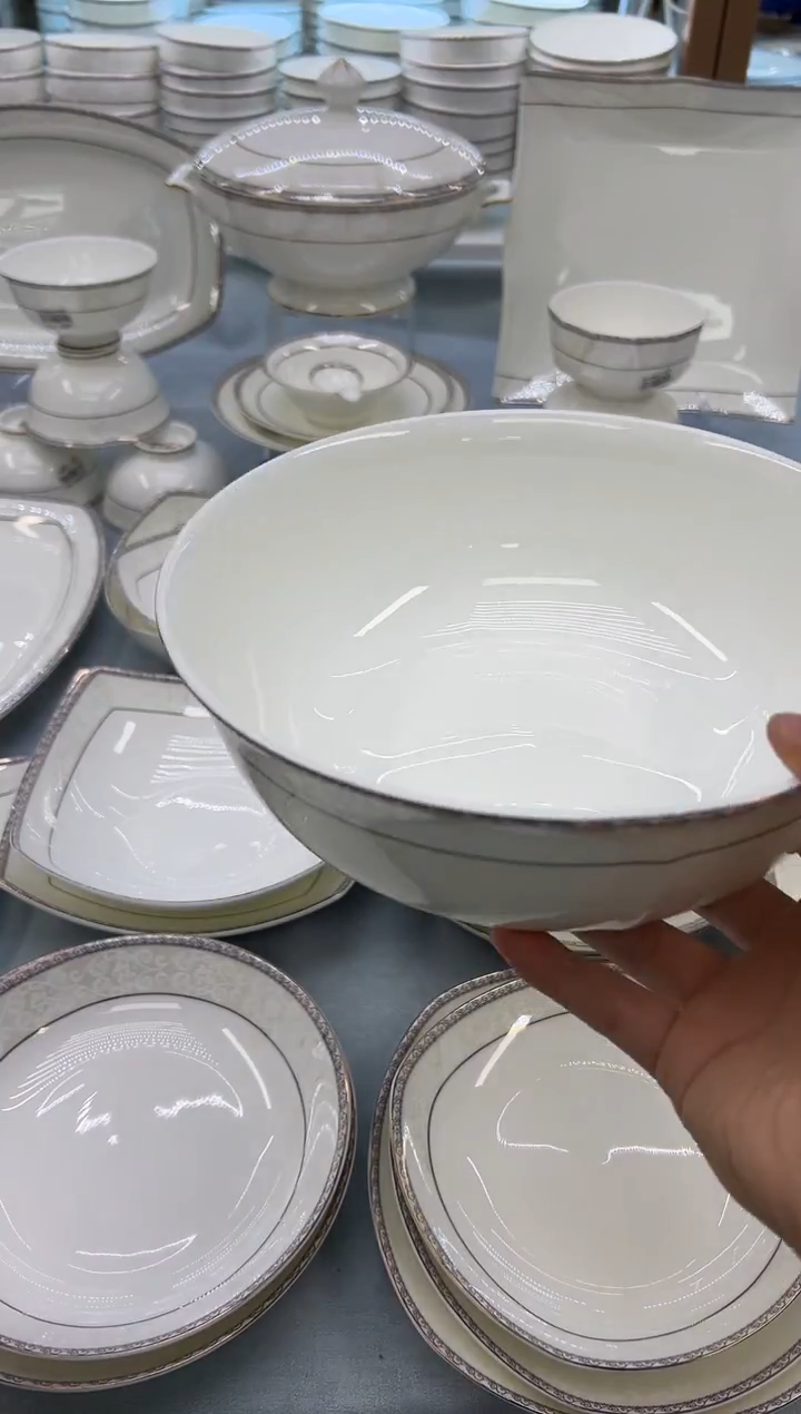 骨瓷玲珑9金鼎一个送大勺一个
