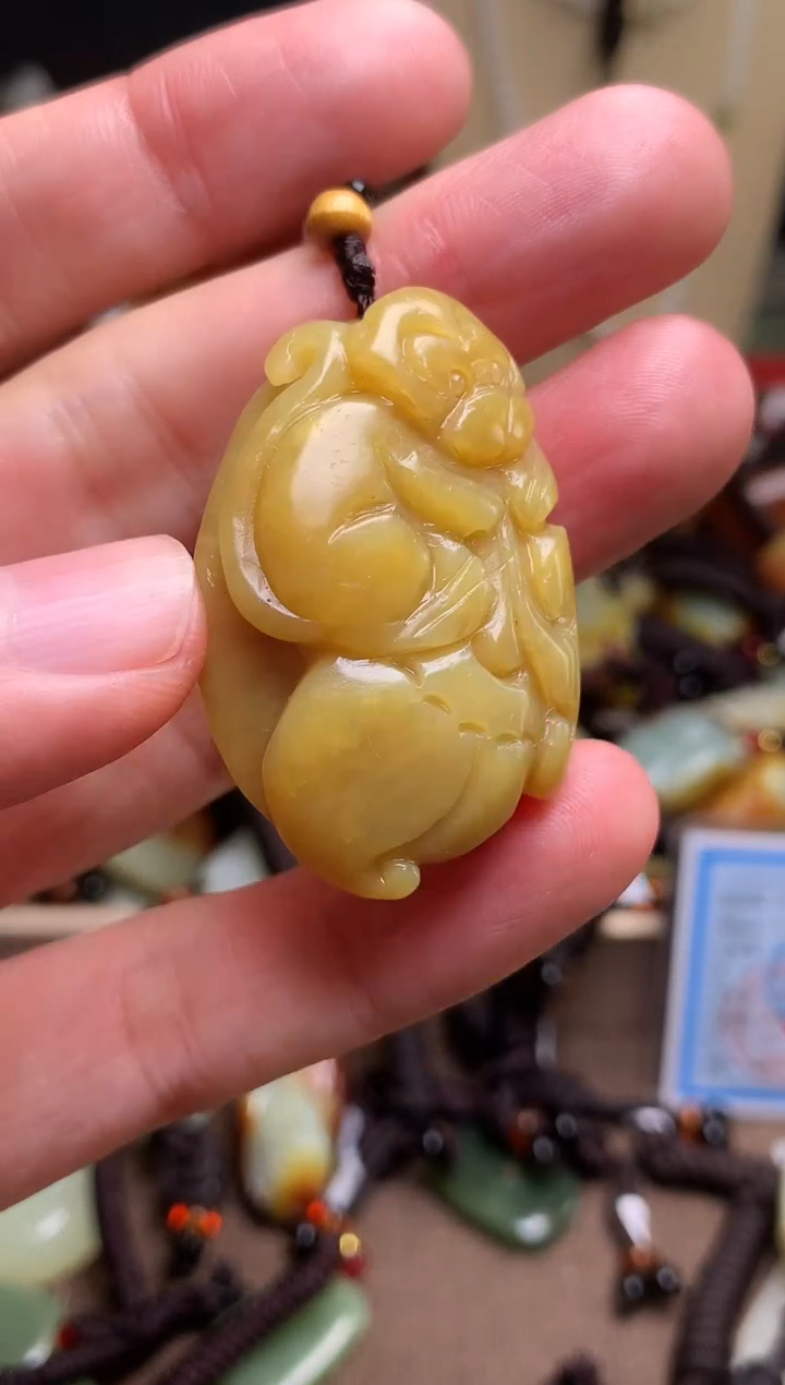 颈饰未镶嵌和田玉新疆料青海料清水和田玉吊坠