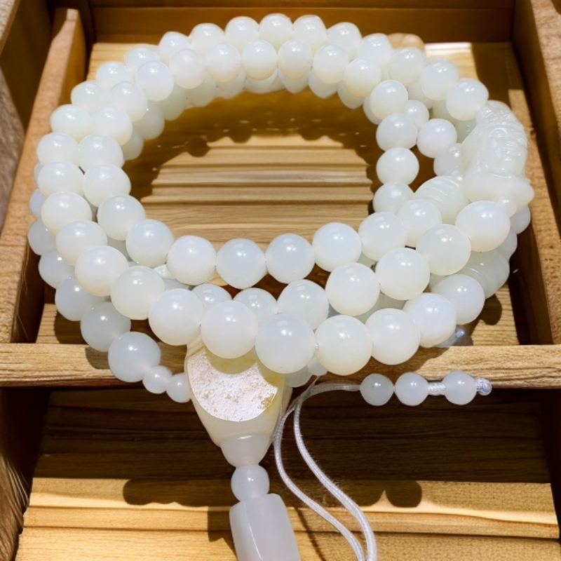 和田玉未镶嵌项链