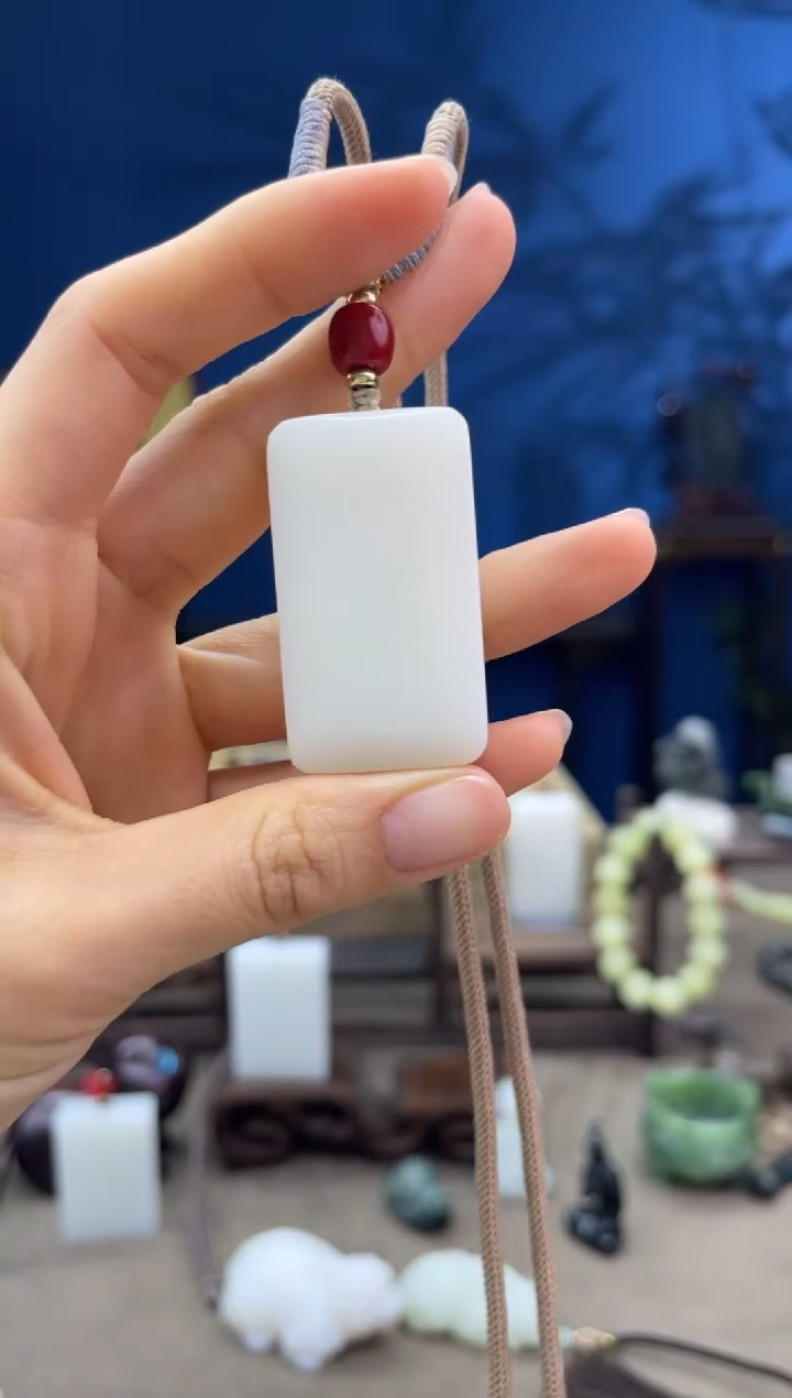 【闪购商品】和田玉颈饰未镶嵌1