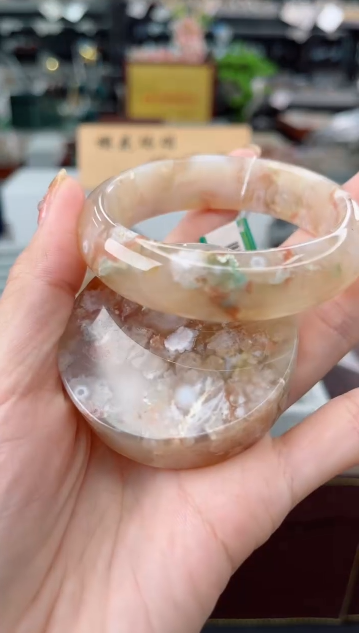 【闪购商品】石英质玉手镯未镶嵌55圈口（赠品镯心）6609144