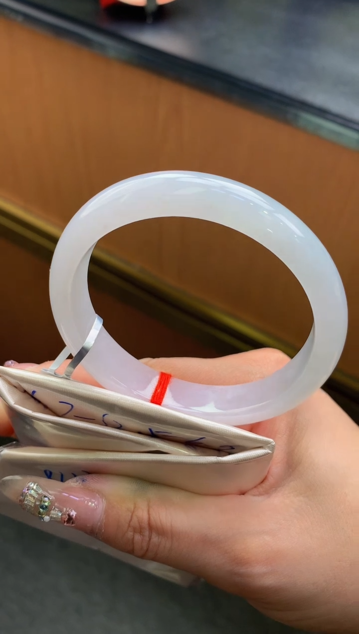 未镶嵌手镯翡翠-F67-贵妃56.9