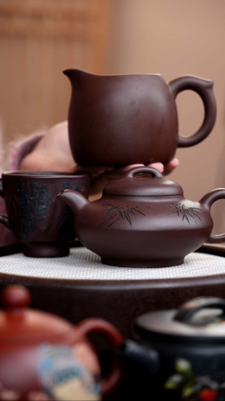 【闪购商品】紫砂茶壶紫泥合欢刻竹+手把杯+公道杯016