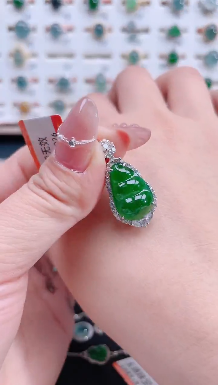 颈饰银S925镶嵌翡翠天然翡翠