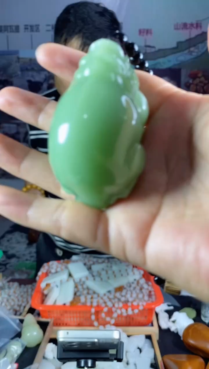 天然玉石未镶嵌颈饰