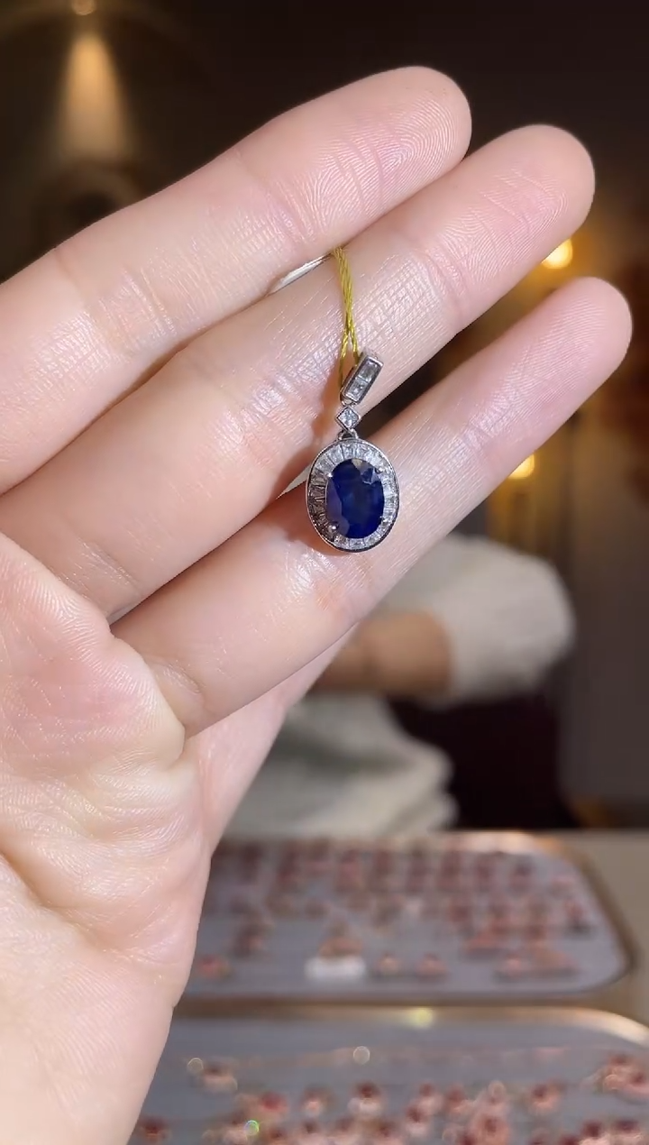 颈饰蓝宝石银S925镶嵌颈饰