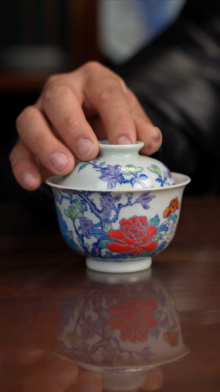 空山明月新斗彩玉兰牡丹