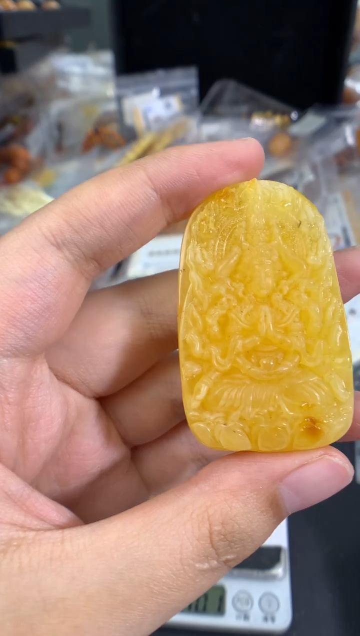 蜜蜡未镶嵌珠宝奇石1