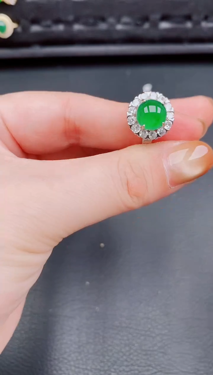 【闪购商品】翡翠戒指银S925镶嵌天然a货翡翠400