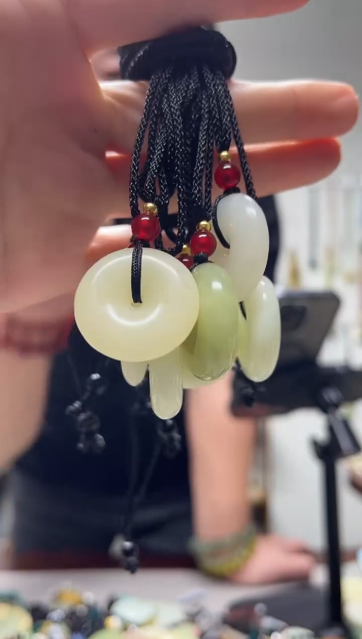 未镶嵌岫玉颈饰多样性发货其中发一