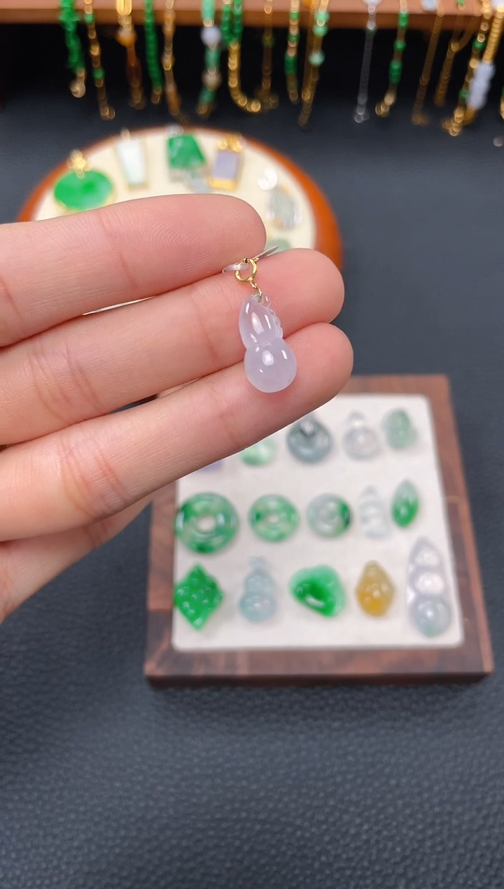 【闪购商品】翡翠吊坠(不含链)18K金镶嵌一个  JK651