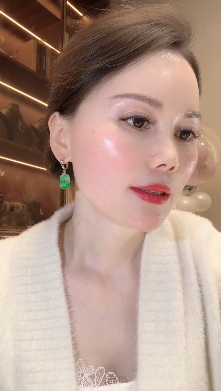 【闪购商品】翡翠耳饰18K金镶嵌C23 多样性发货一件