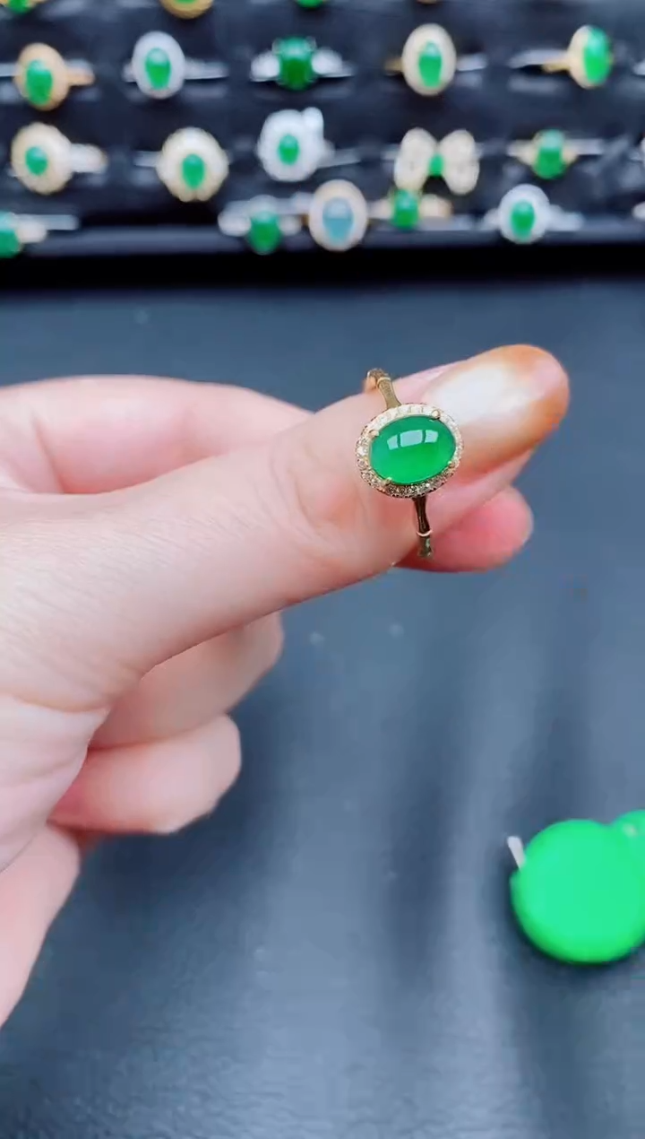 【闪购商品】翡翠戒指银S925镶嵌天然a货翡翠40
