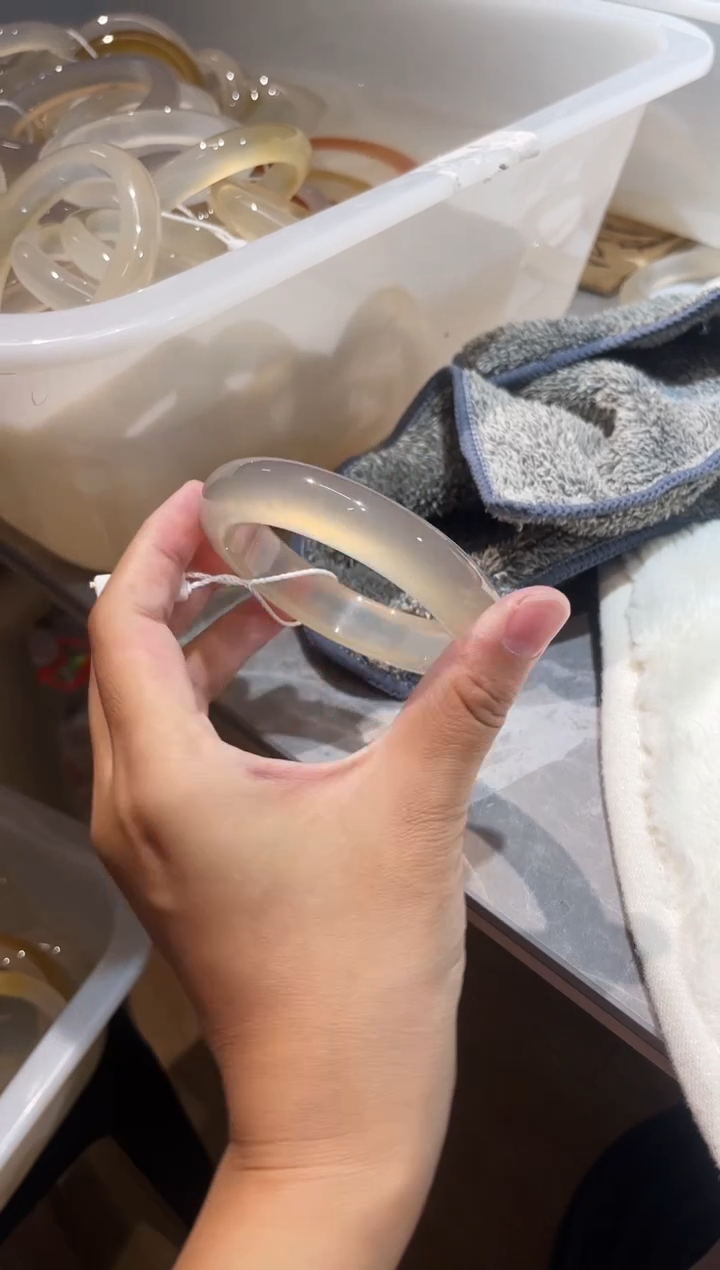 手镯玛瑙/玉髓未镶嵌56鉴赏期48小时