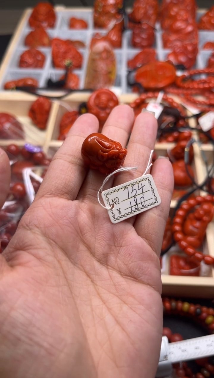 【闪购商品】南红玛瑙珠宝奇石未镶嵌754